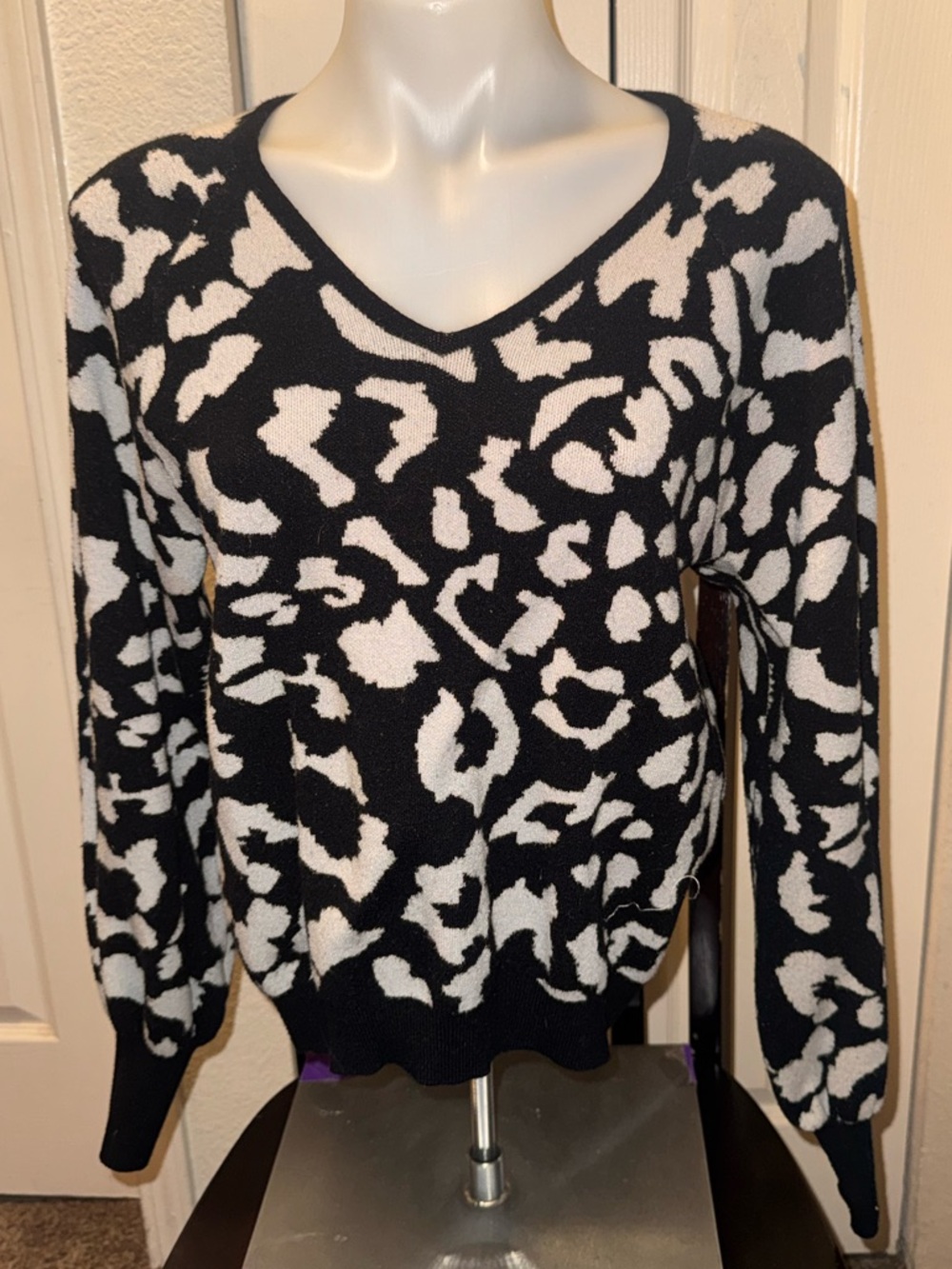 Philosophy Black and White Animal Print V-Neck Sweater